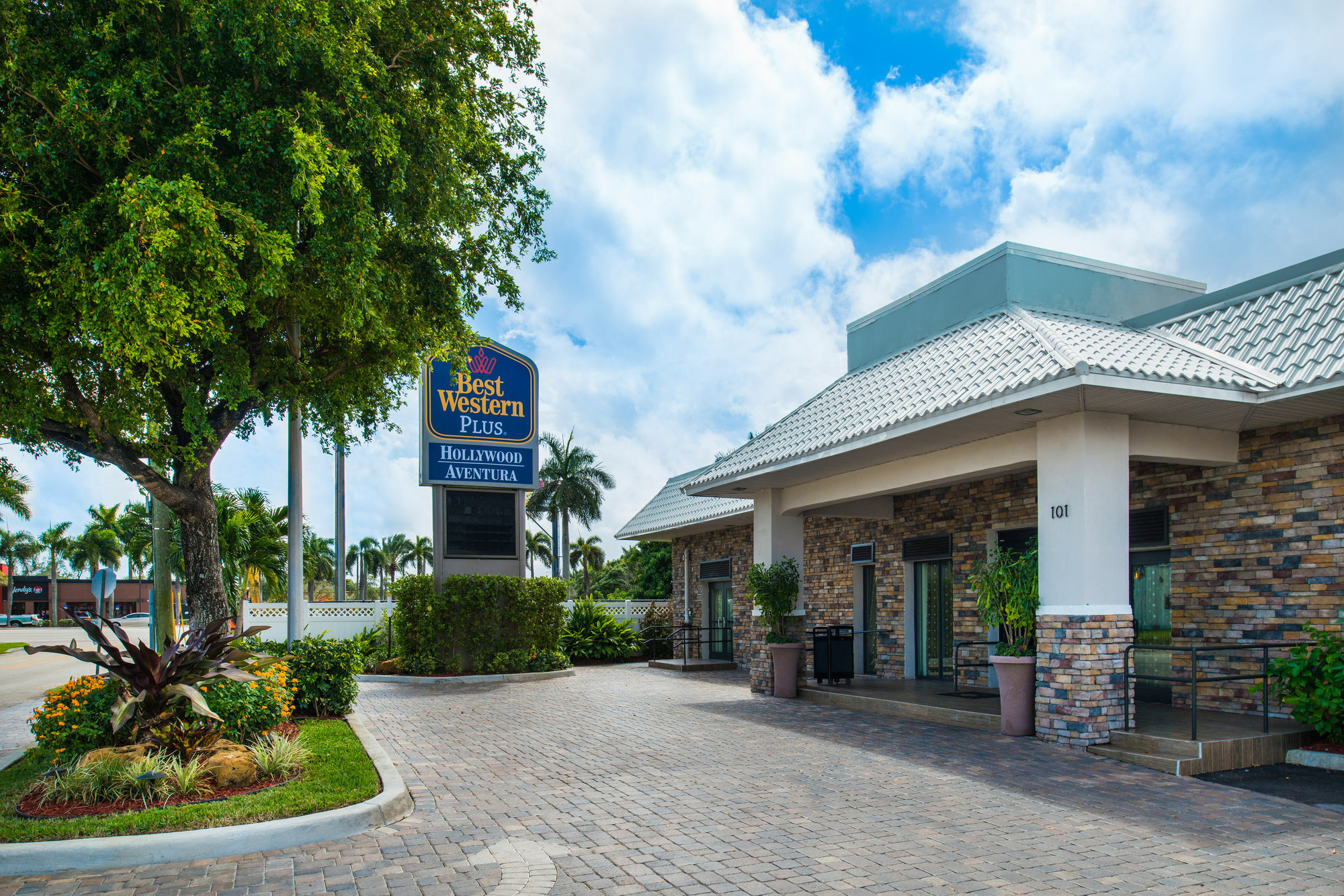 Best Western Plus Hollywood/Aventura Ngoại thất bức ảnh